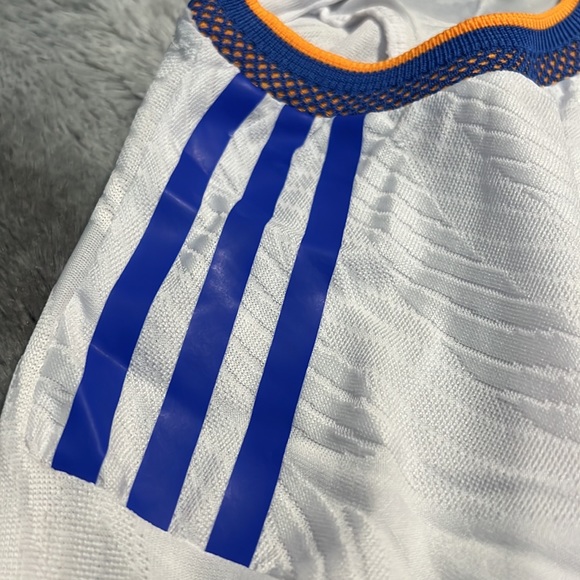 NWOT Real Madrid #9 Karim Benzema 2022 UEFA Champions League final player jersey - Picture 9 of 13